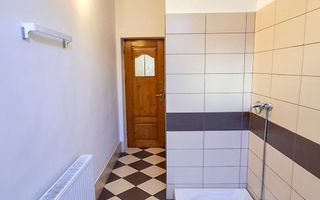 Spatiu Birouri I Semicentral - Poză 17