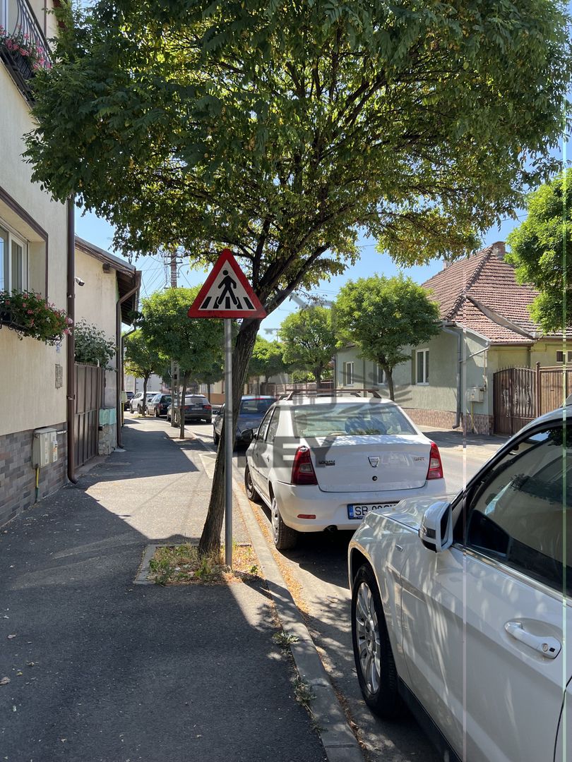 Casa singur in curte cartier Lazaret / Sibiu cu teren de 790 mp - Poză 4