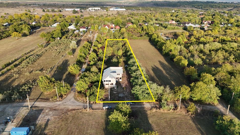Teren 3300mp cu casa de Vanzare in Baicoi - Poză 2