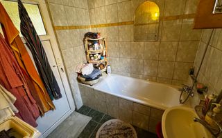 Casă cu teren 700 mp, aproape de centru – Alba Iulia - Poză 15