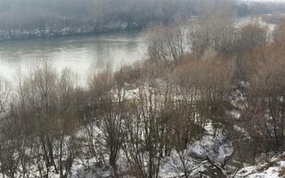 Teren deosebit în Malu Mare – Super View către Jiu | 2.500 mp | Deschidere 100 m - Poză 1