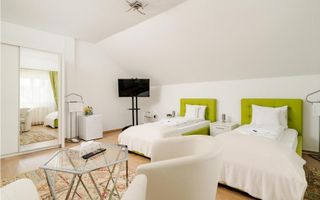 Casă 5 camere | Bul.Vasile Milea , Sibiu | 200 mp, curte - Poză 13