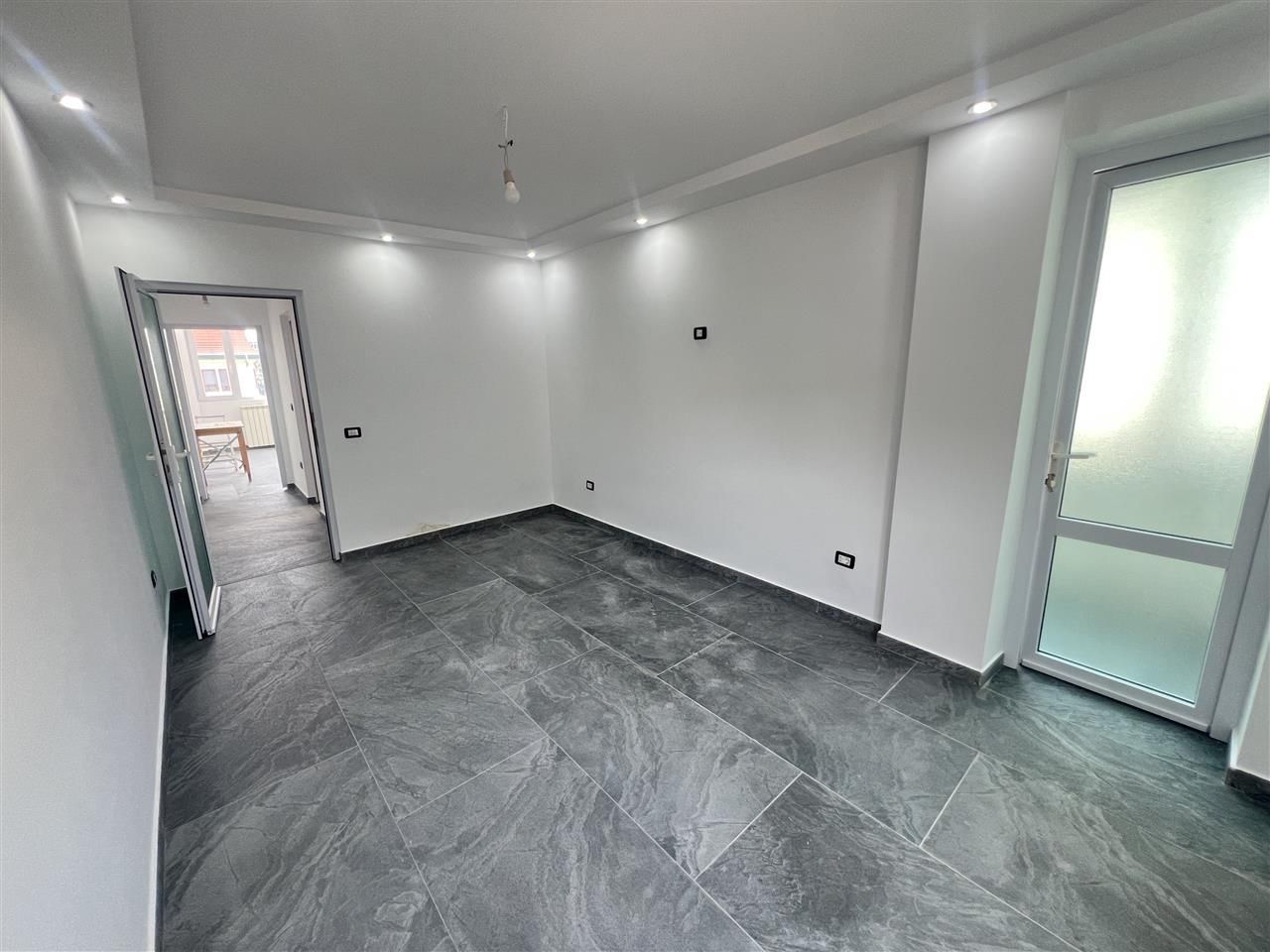 3 camere decomandat Ultracentral-Piata Victoriei  totul nou - Poză 9