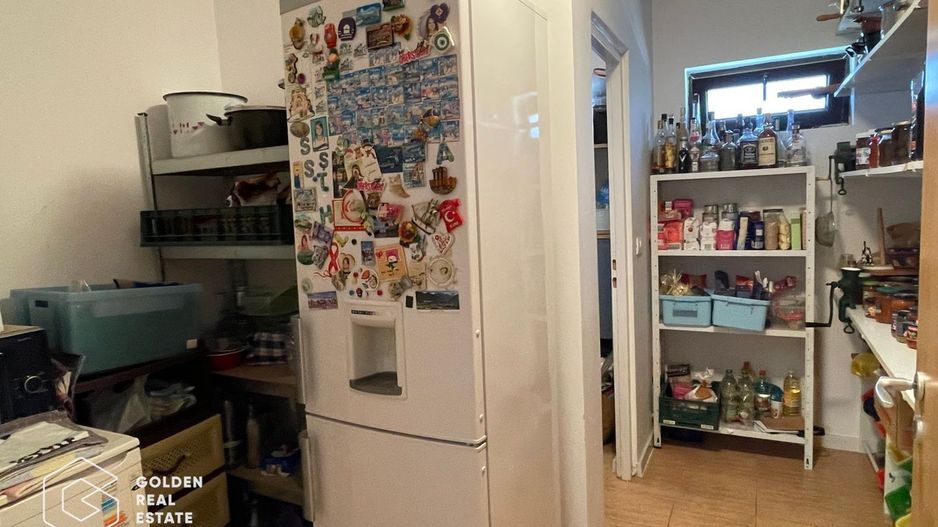 Vila 8 camere, Ghiroda, COMISION 0%, ideala familie numeroasa - Poză 14