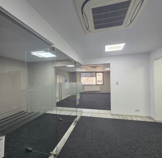 B-dul Mamaia - zona Delfinariu | Spațiu ideal pentru birou | 80mp - Poză 7