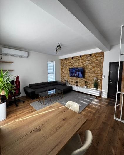 Mobilat si utilat modern - Poză 6