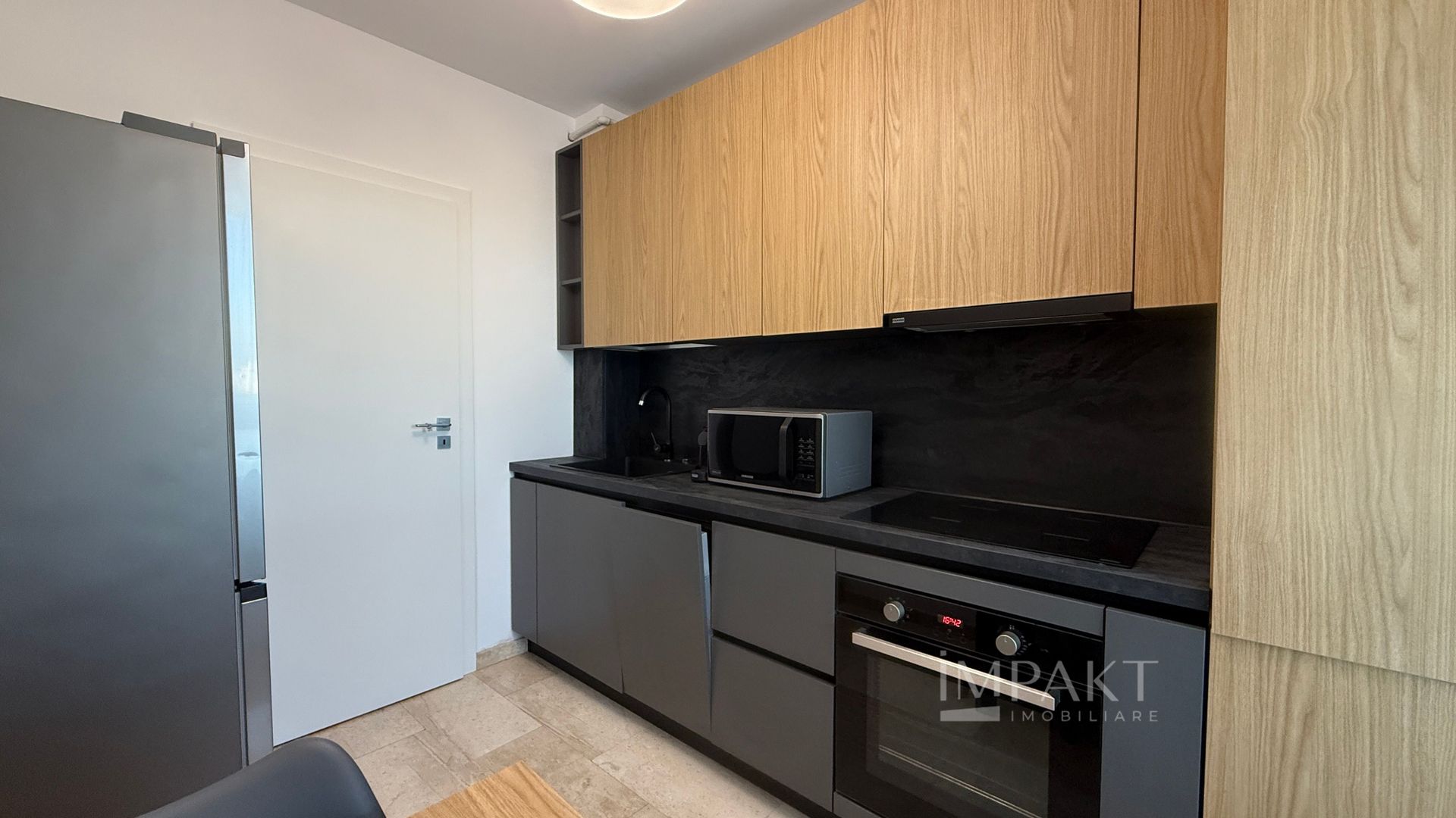 Apartament modern cu 2 camere decomandat langa Iulius Mall - Poză 6