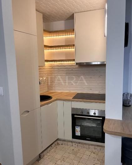 Apartament cochet, clădire interbelica, ultracentral, investitie. - Poză 5