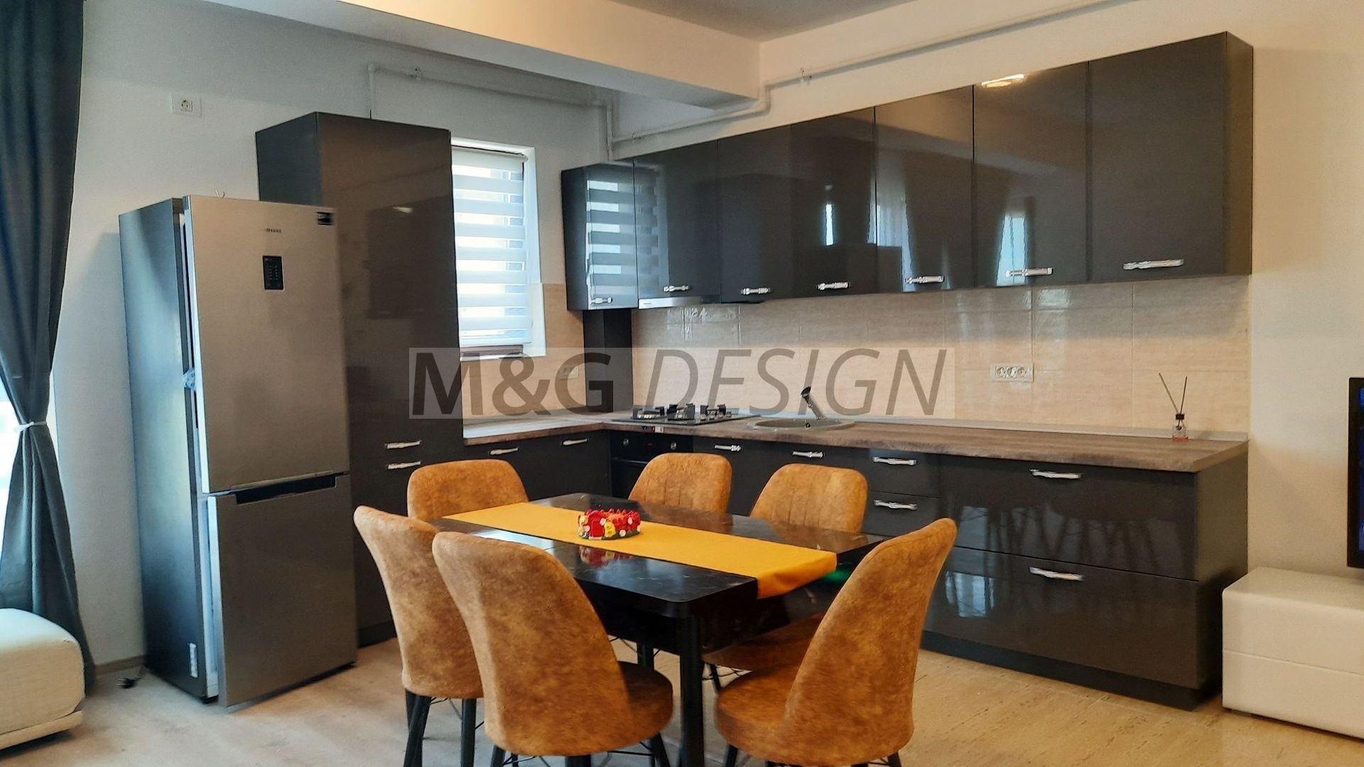 2 camere etaj 2 bloc nou langa ESSO loc de parcare - Poză 1