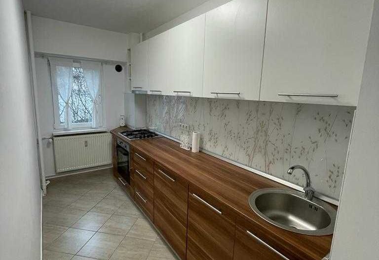 Garsonieră decomandată de închiriat Piața Sudului-Olteniței - Poză 6