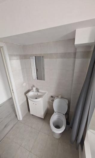 Închiriez apartament Otopeni - Poză 6