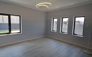 Vila moderna/premium de vanzare zona Selgross - Poză 3