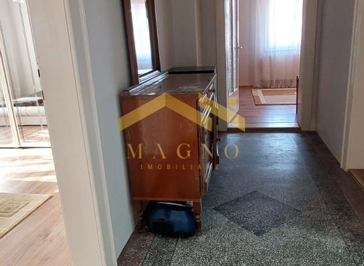 Casa de vanzare in Vladimirescu in zona primariei. - Poză 10