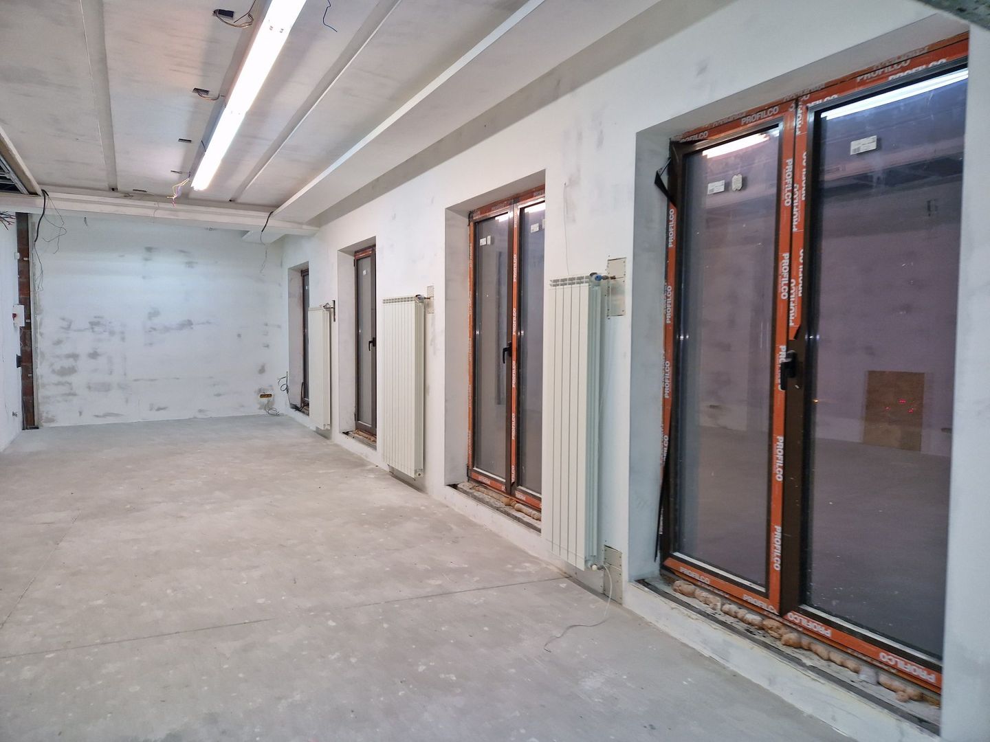 Inchiriez /Vand Spatiu Birouri P+ 5 E , sector 2,Bucurest,Central,lang - Poză 5