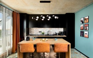 Apartament lux cu terasa proprie si parcare Calea Surii Mici - Poză 2