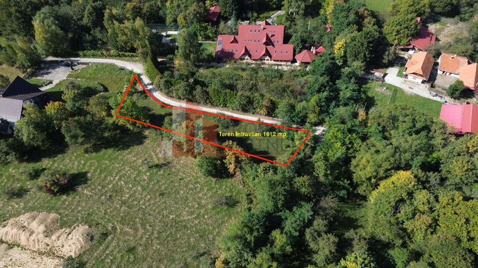 Teren intravilan 1.612 mp | 2 fronturi | Vedere Bucegi | Bran Poarta - Poză 7