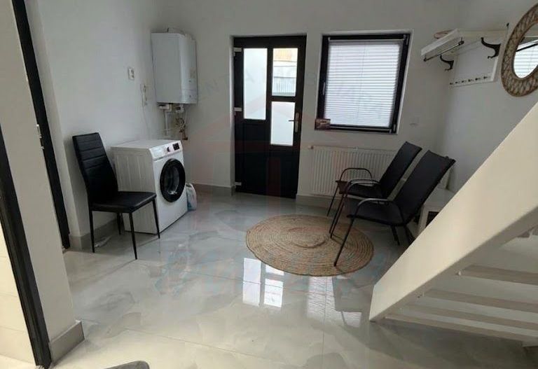 IMOBIL ULTRACENTRAL DE ÎNCHIRIAT | 170 MP | ZONA PIEȚEI CENTRALE - Poză 3