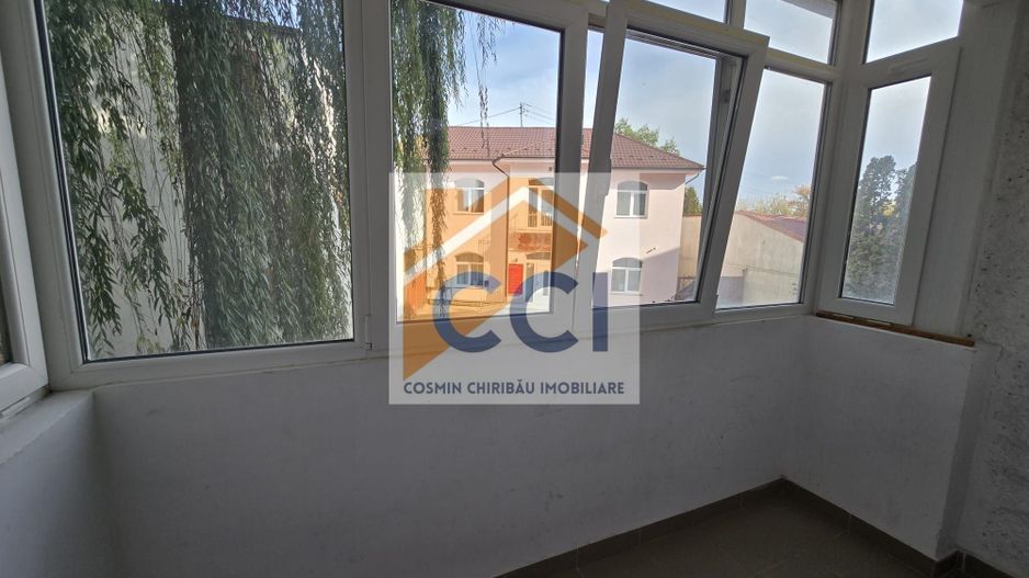 DE VÂNZARE - Apartament cu 2 camere în Bacău - Etaj 1 - Poză 15
