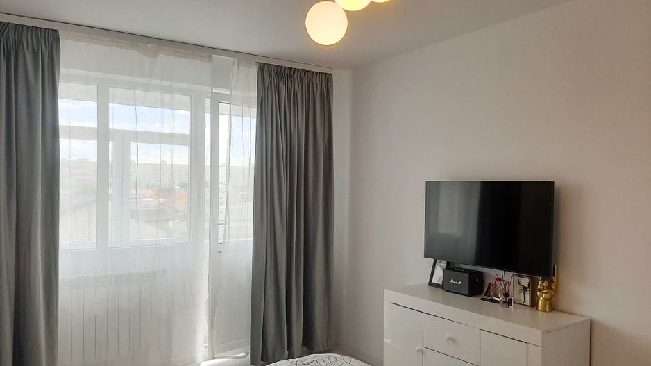 APARTAMENT CARE ÎȚI DĂ SENZAȚIA DE ACASĂ DIN PRIMA SECUNDĂ - Poză 1