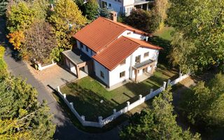 PARADISUL VERDE, VILA 507 MP, LOT 1.095 MP! - Poză 4