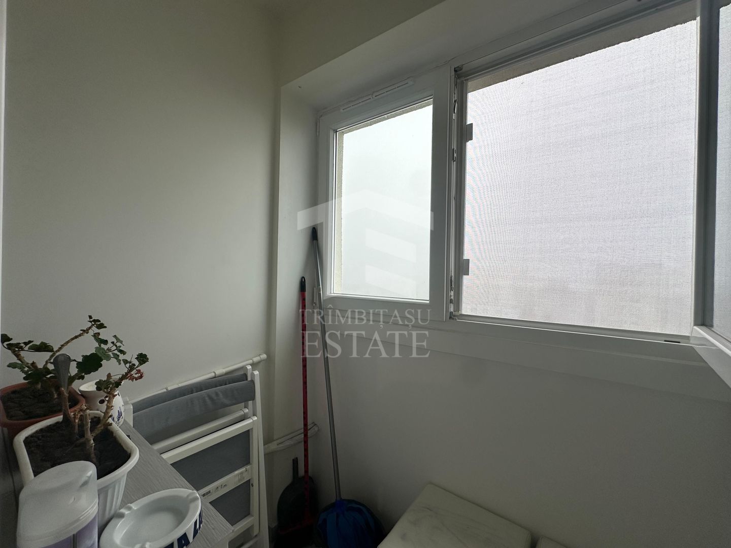 Apart 2 camere renovat 2024 Str Moldovița 0% comision! - Poză 8