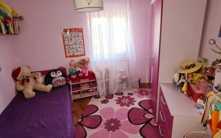 4 camere  etaj 1 zona Turist-Sagului - Poză 5