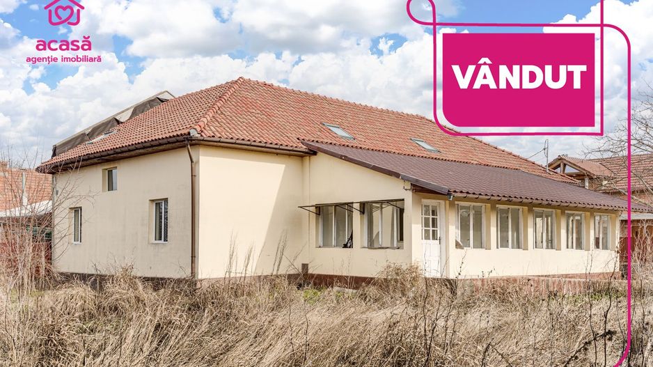 Casă spațioasă, cu 4 dormitoare în Șofronea. - Poză 1