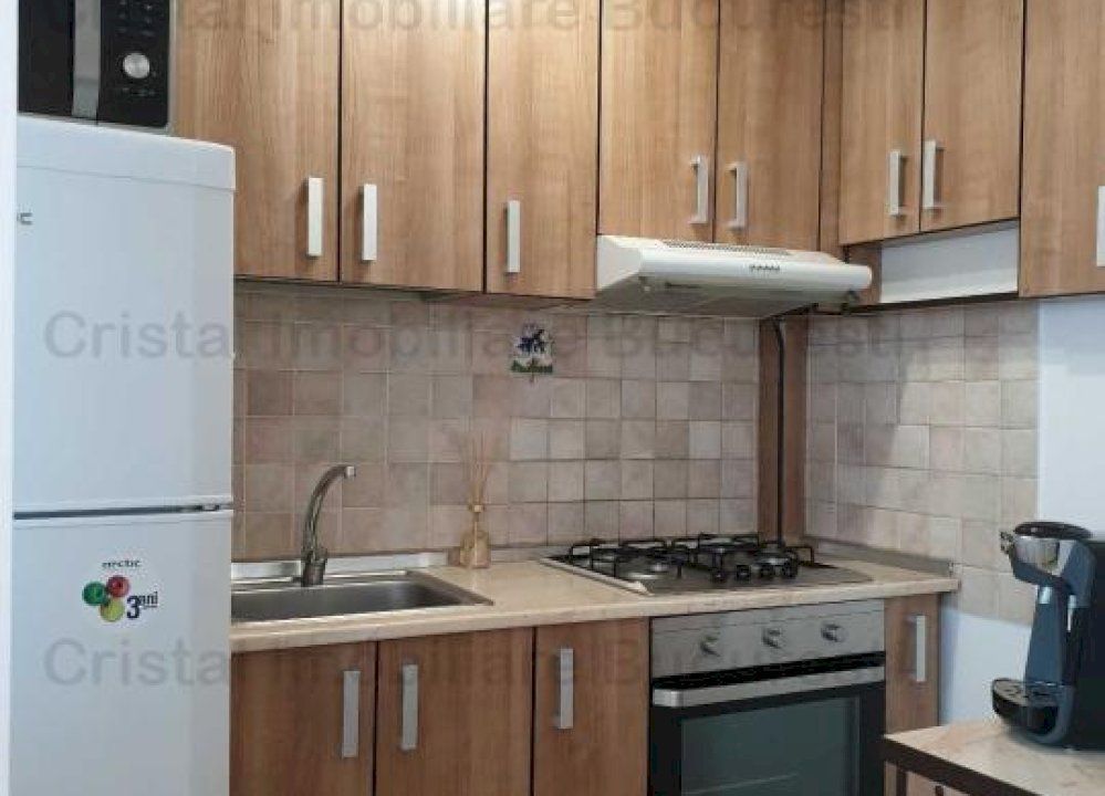 De vanzare, Garsoniera ,Marriott ,Zona 13 Septembrie, Sector 5 - Poză 4