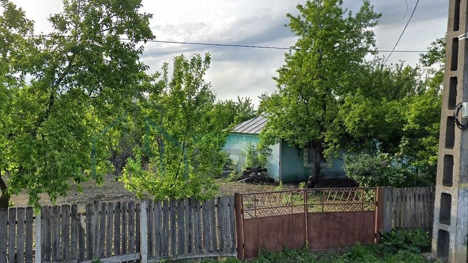 Teren 1304 mp cu casă bătrânească nelocuibilă, sat Păușești, com. Dumesti, județul Iași - Poză 2