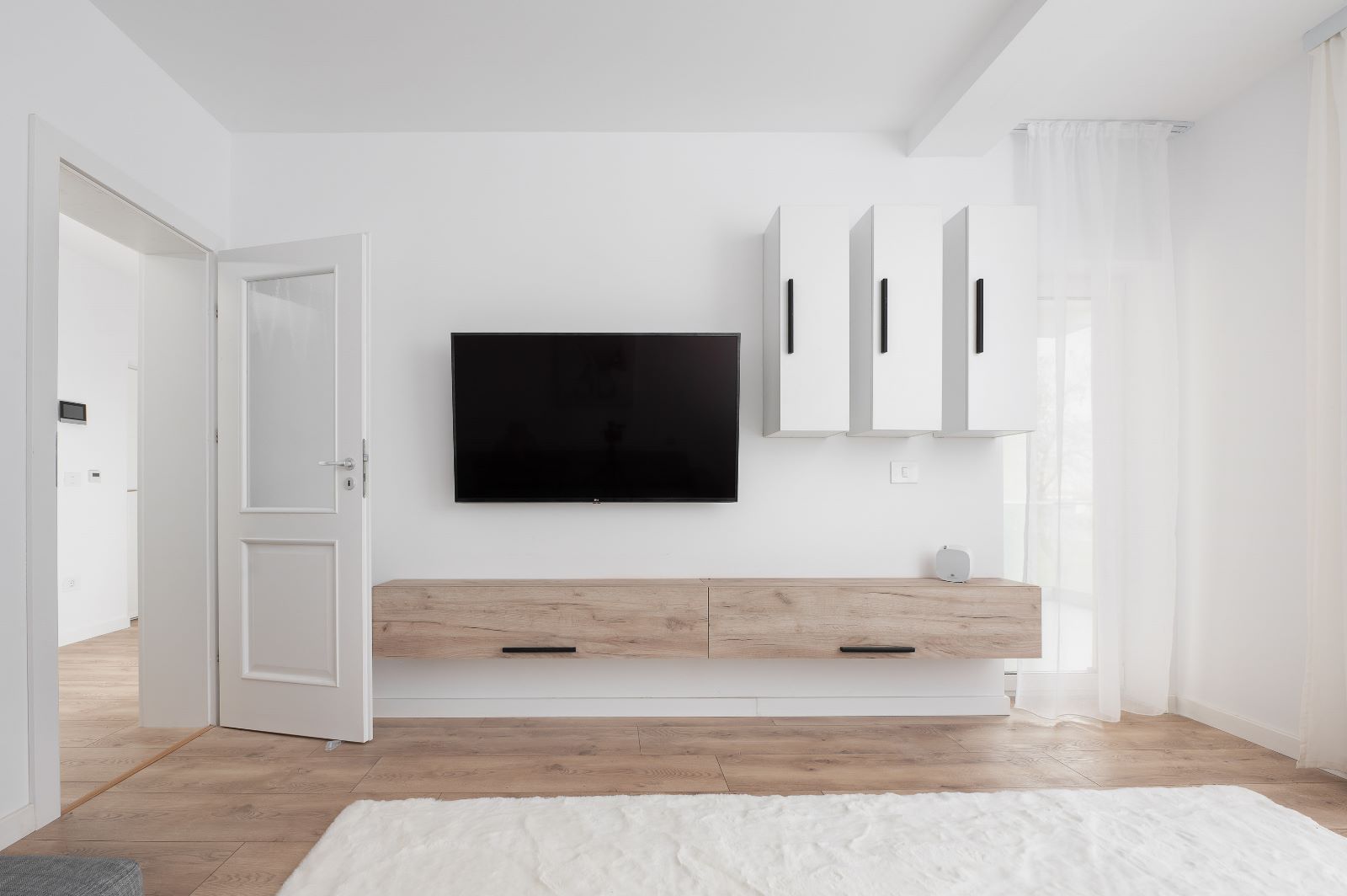 Apartament lux 2 camere mobilat și utilat - Poză 2