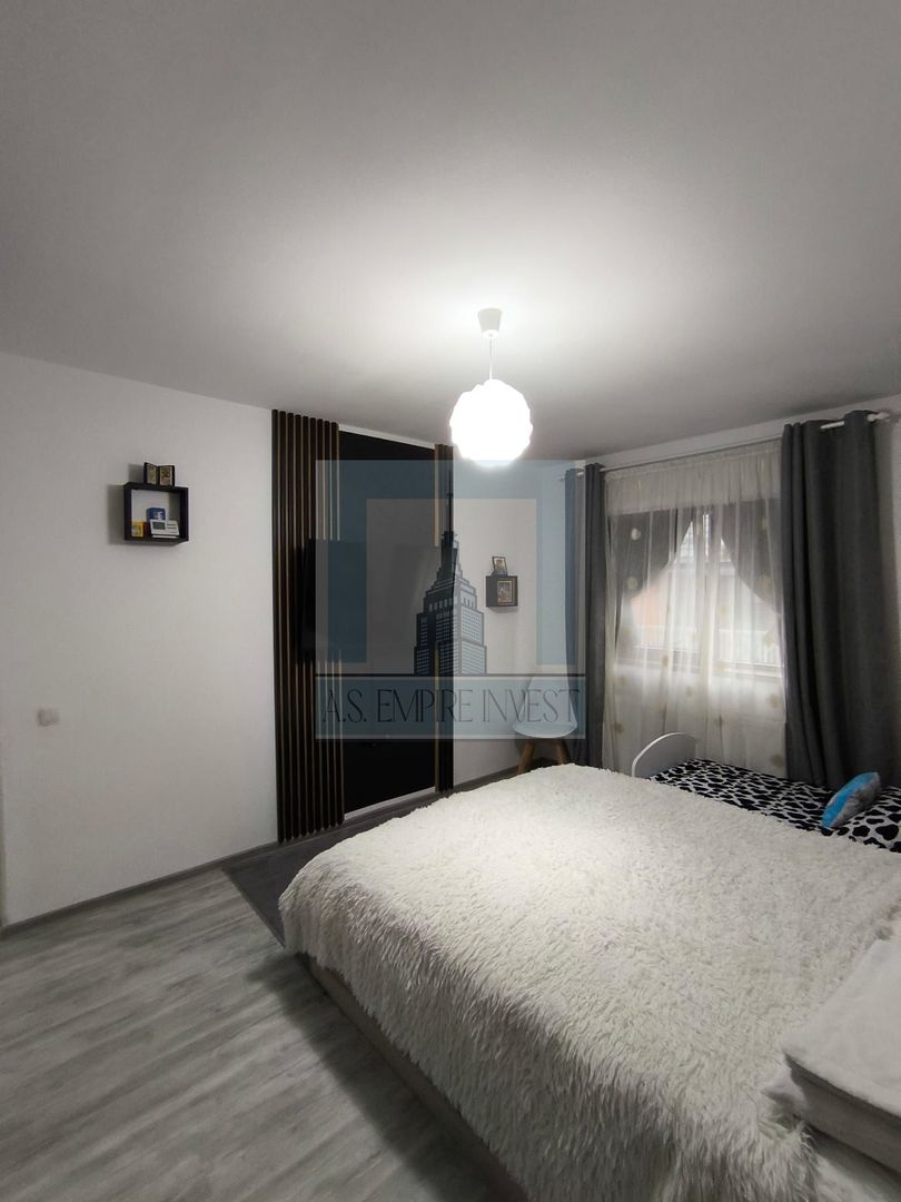 De vanzare un superb apartament de 2 camere in zona Tractorul - Poză 5