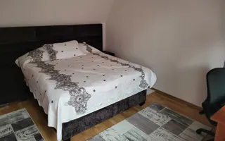 Casă de Vânzare | Piscină Interioară | Spațiu de Relaxare - Poză 27