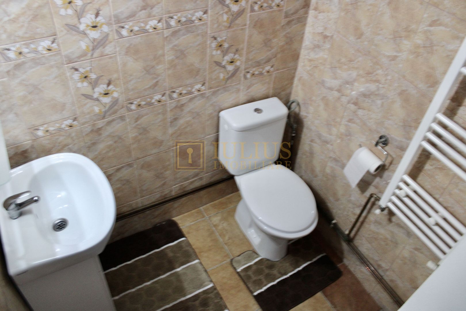 Zona Modern, Spatiu Generos, Parter, Centrala Proprie, Curte Comuna - Poză 14