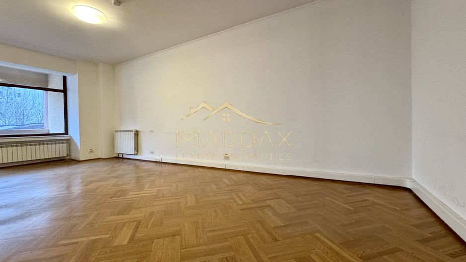 Vila centrala cu 13 camere *460mpu* + garaj // Dorobanți - Poză 25