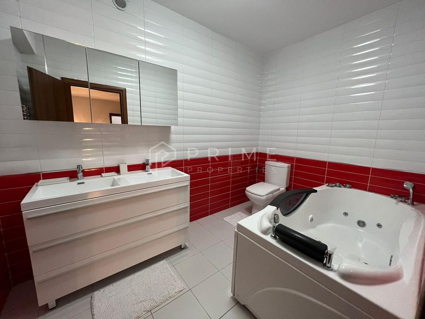 Închiriere Apartament de Lux, cu 4 camere – 137 mp, semicentral - Poză 10