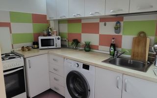 Garsonieră renovată, mobilată și utilată, cu parcare, zona semicentral - Poză 6