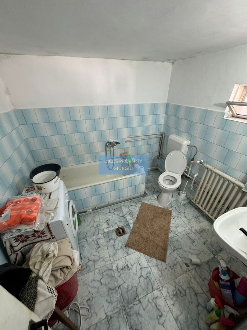 De vânzare  casă situată pe strada Mihail Sadoveanu - Poză 18