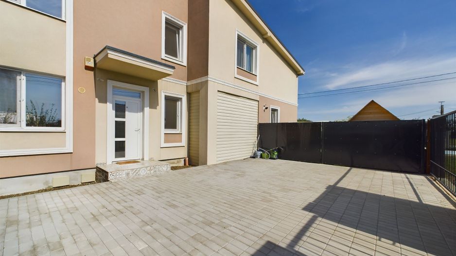 Triplex în Moșnița Nouă (Drumul Boilor) - Poză 27