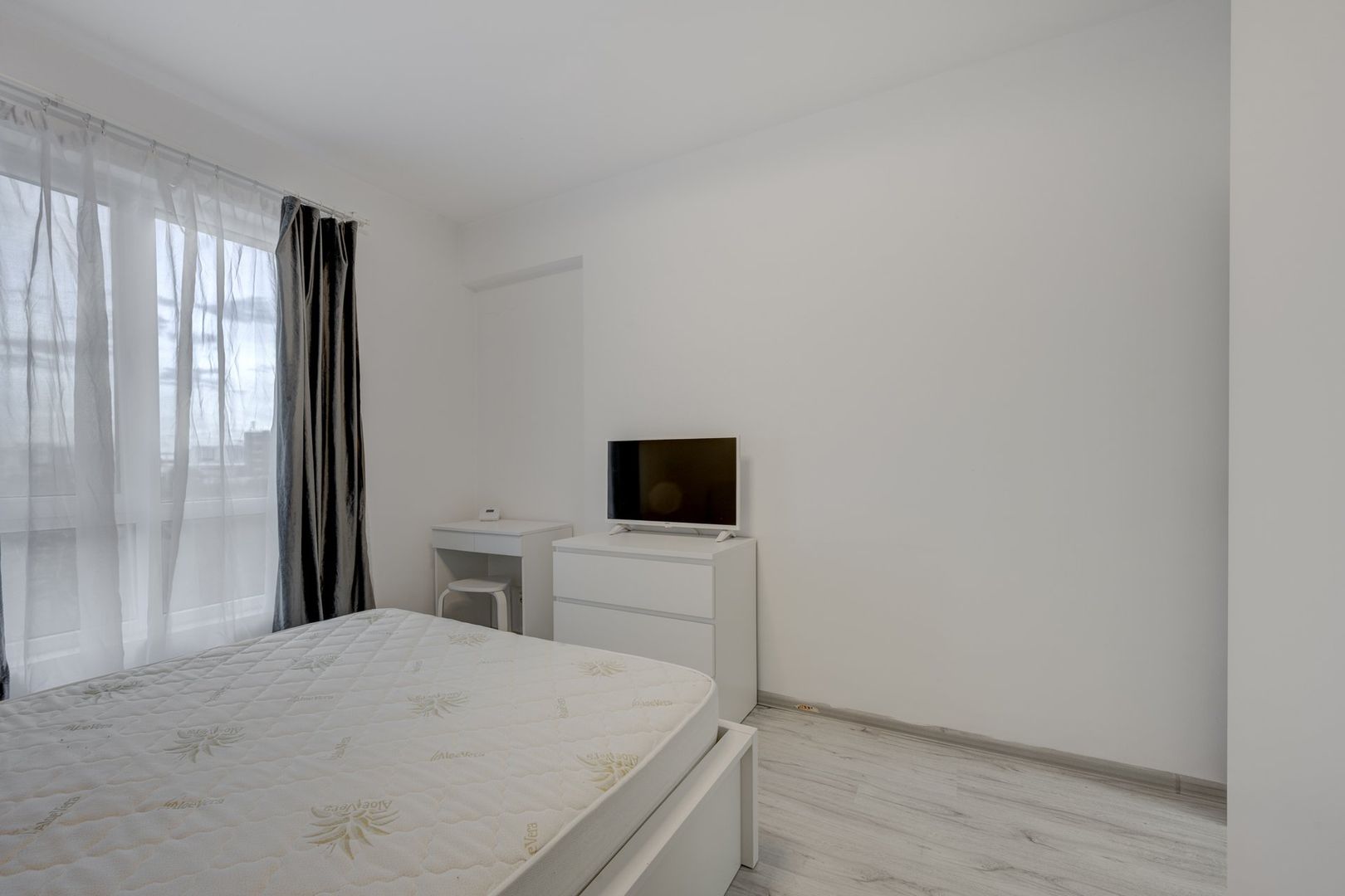 MILITARI, DRUMUL CIOROGARLA 371C, 1/5, CENTRALA, INCALIZRE IN PARDOSEALA - Poză 10