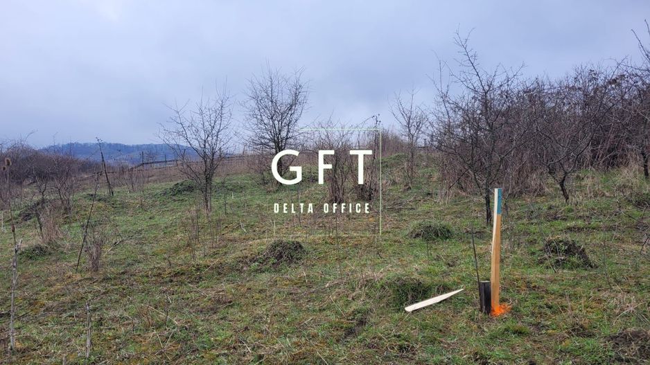 Teren intravilan-768 mp-utilitati la 100 m- zona retrasa  Str Ghinzii - Poză 1