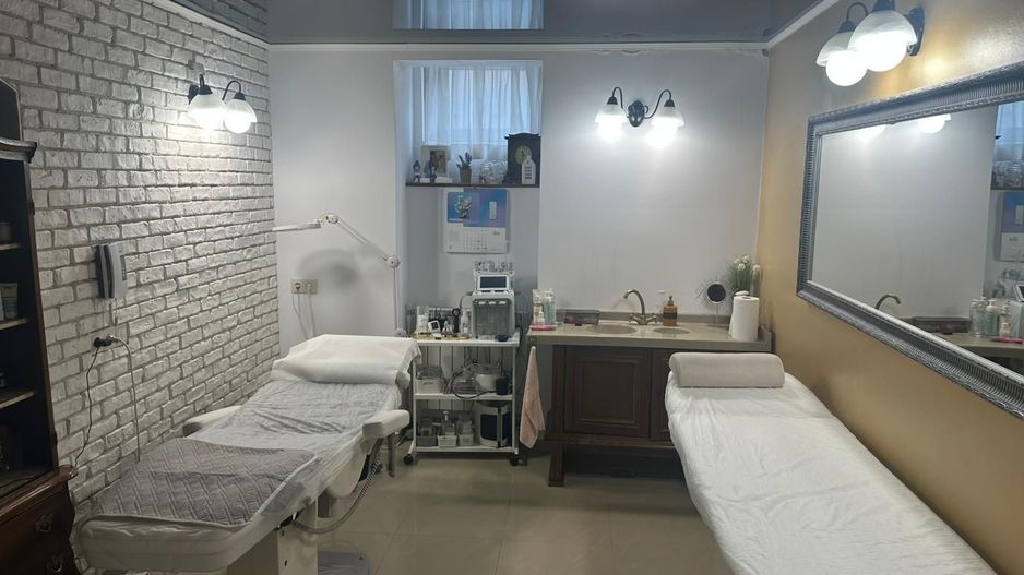 Spațiu comercial, ultracentral 125 mp – Oradea, Piața Unirii. 309 00 E - Poză 8