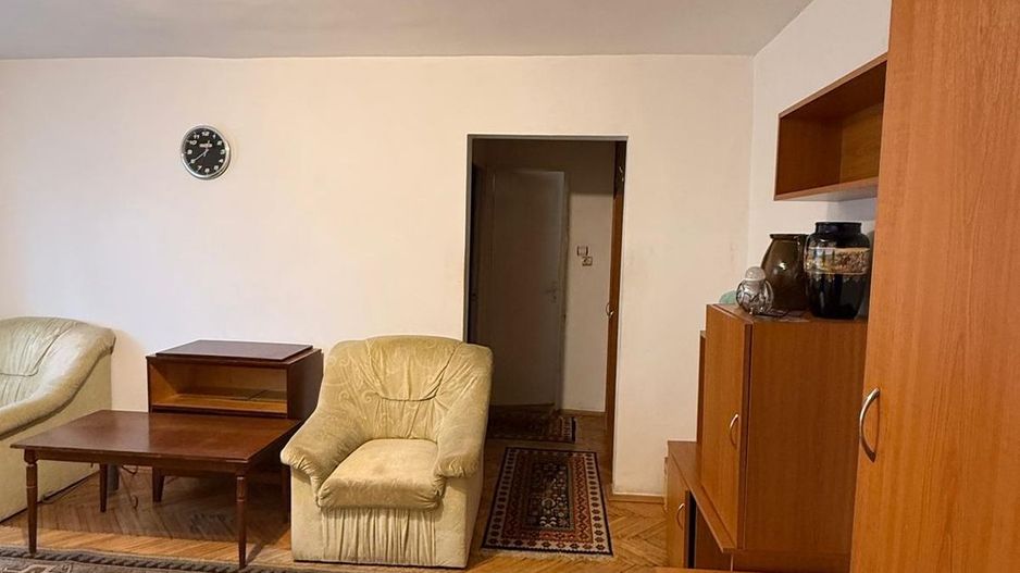 BRASADAS vinde ap 2 cam, balcon, Micro 16 Satu Mare. - Poză 3
