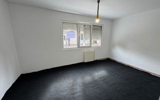 Vand apartament 2 camere zona Trandafiru - Poză 9