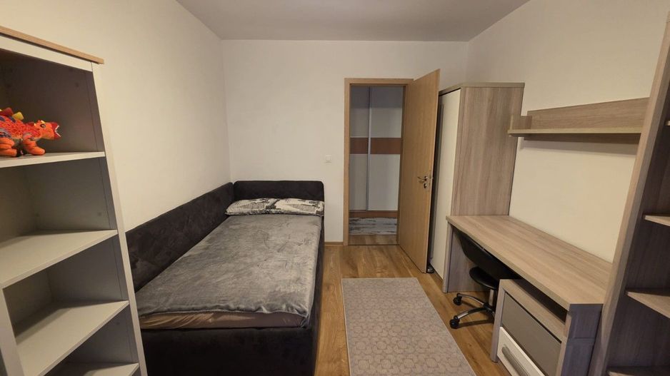 Apartament modern 3 camere Torontalului, Parcare subterană - Poză 12