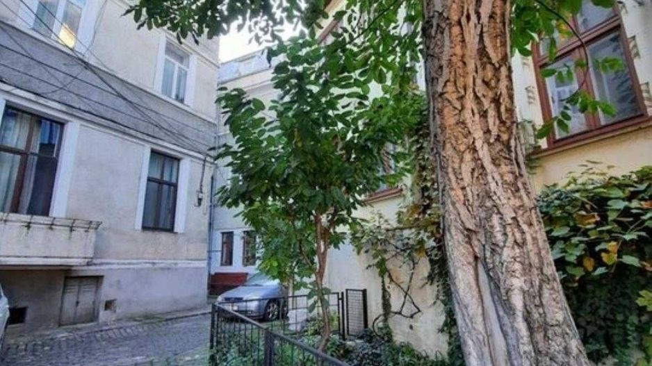PIATA ROMANA, Proprietar , apartament 3 camere in vila - Poză 8