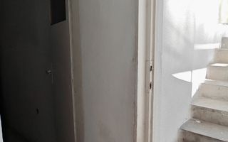 Blumana Proprietate singur in curte,2 corpuri de casa, fara amenajari - Poză 7