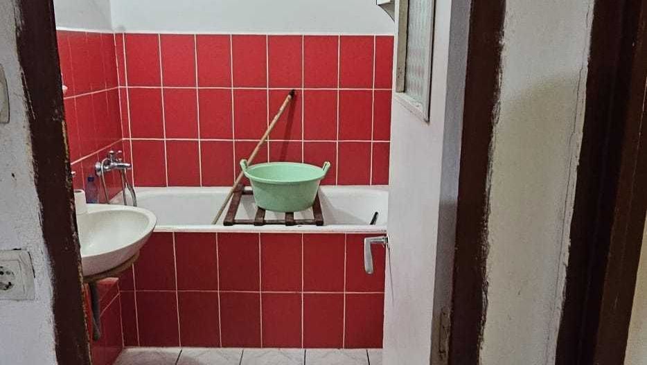BRASADAS vinde ap 2 cam Carpati2 etaj 4/4. - Poză 1