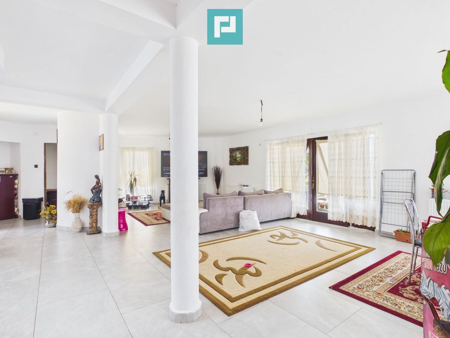 Casă 225 mp cu teren 1.482 mp în Leș - Poză 21