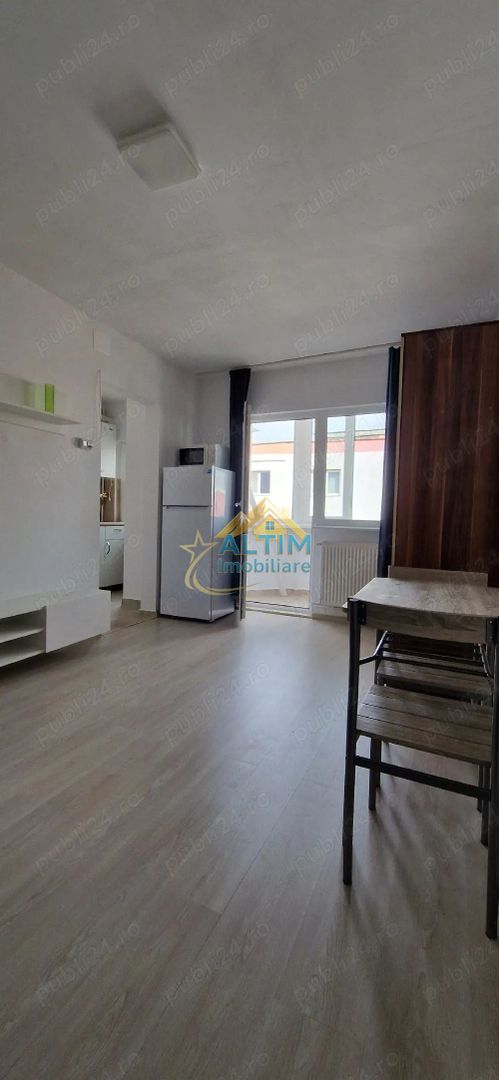 Garsonieră de vânzare, cartier Noua, Brașov - Poză 2