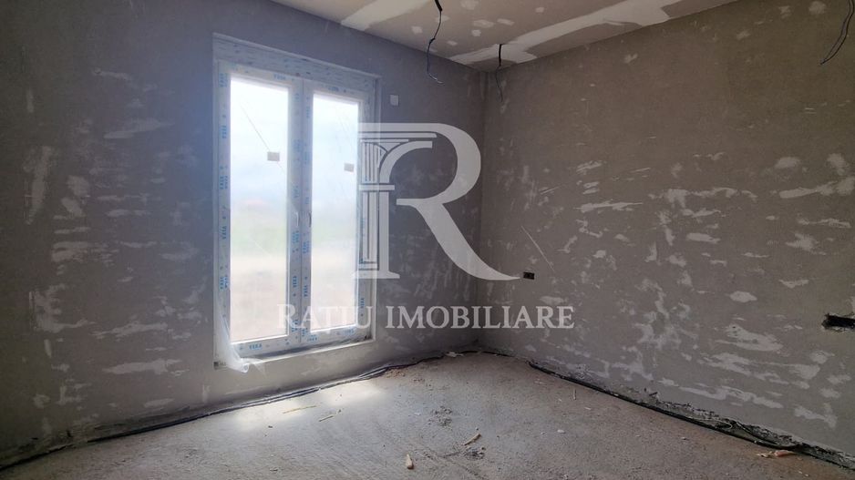 Casa de vanzare cu 4 camere | Osorhei | Bihor - Poză 4